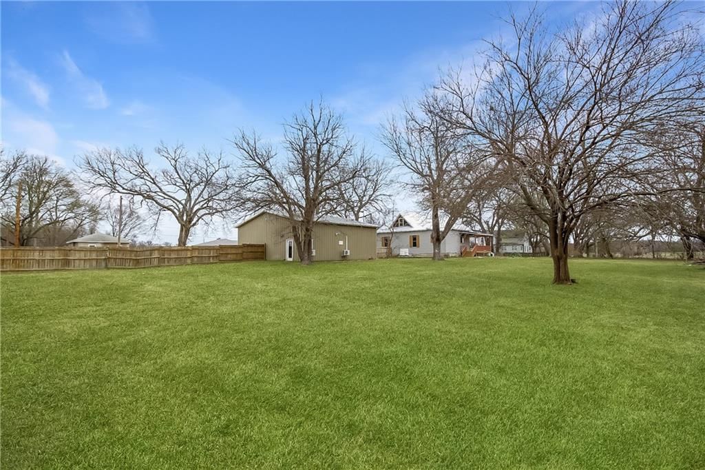 1000 Briggs Avenue — photo 33
