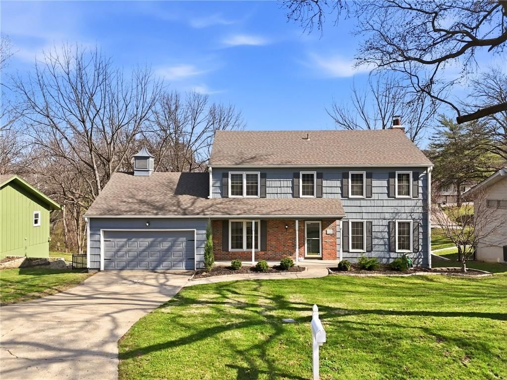 412 NW Briarcliff Road, Kansas City, MO