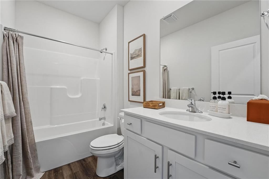 21045 W 217th Street — photo 6