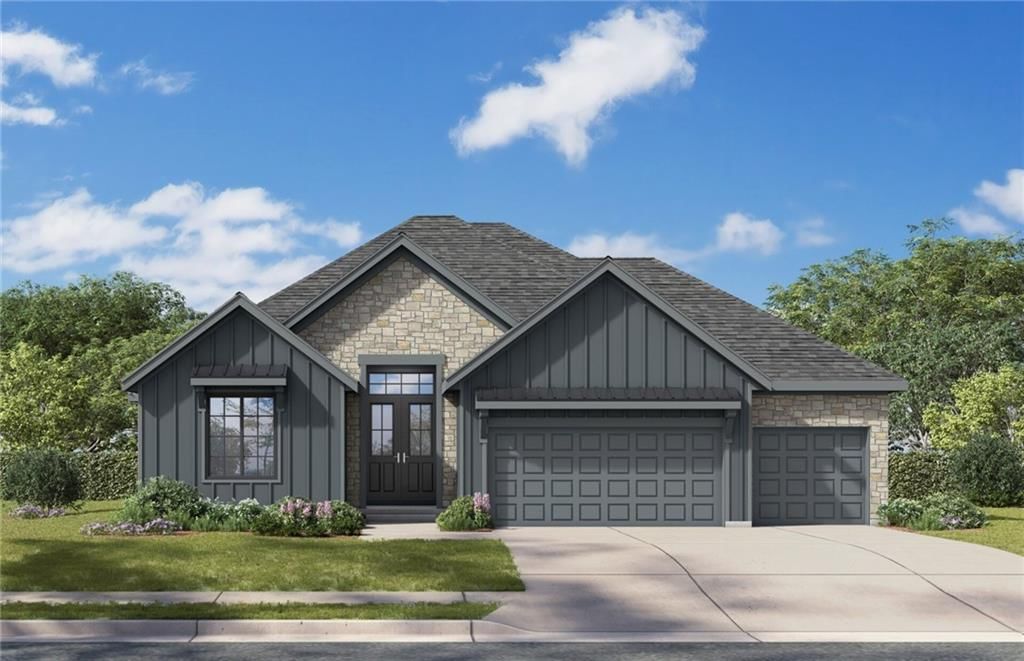 2304 Foxtail Drive, Kearney, MO