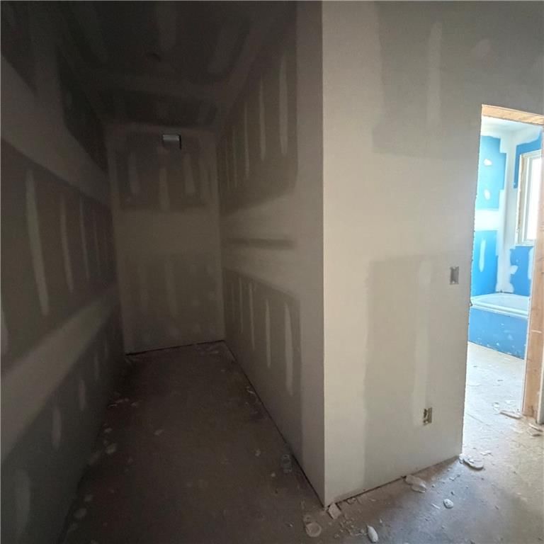 2304 Foxtail Drive — photo 12
