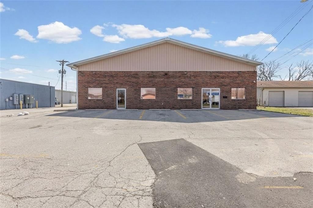 702 SW South Avenue, Blue Springs