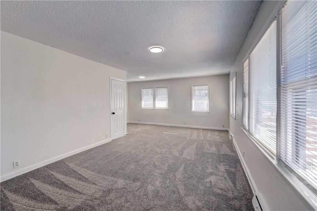 718 E Gudgell Avenue — photo 9