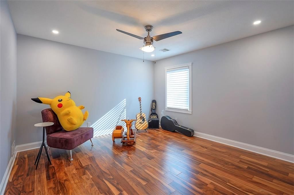 11541 S Brentwood Street — photo 45