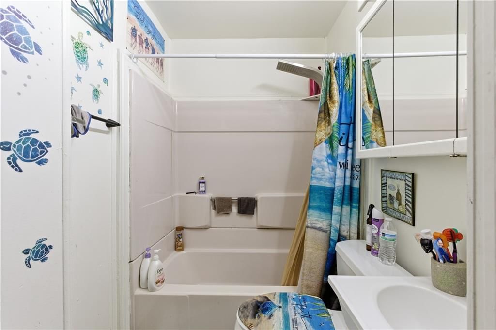 635 Orville Avenue — photo 12