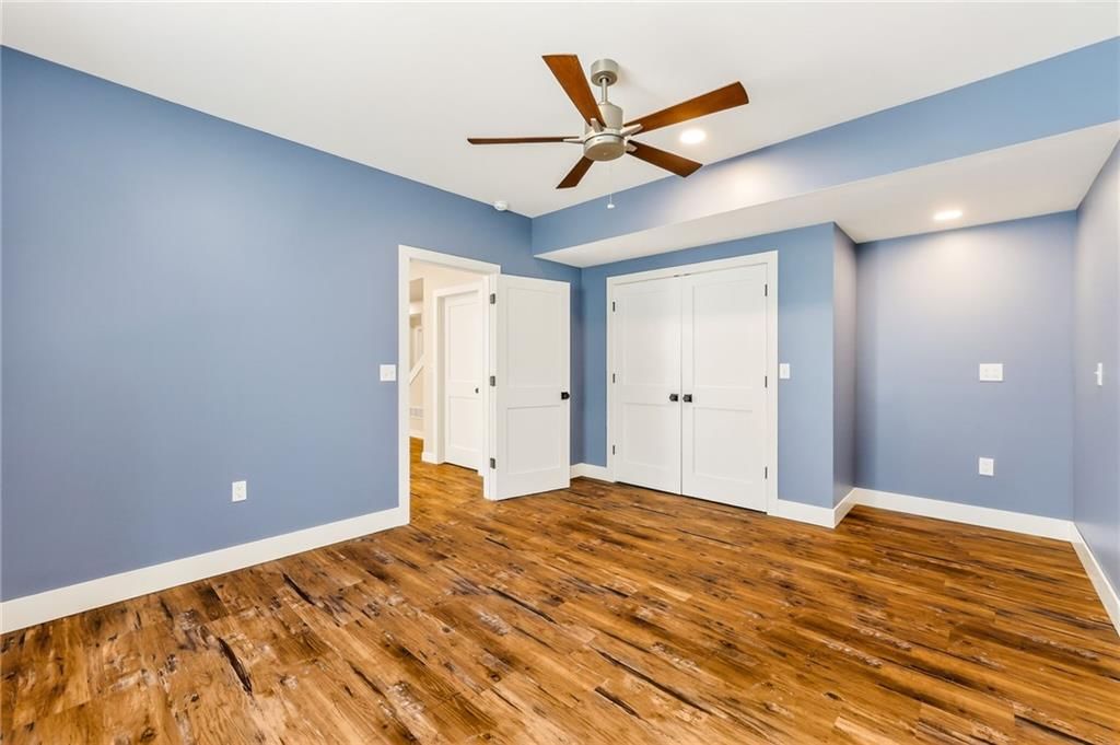 8200 N Sycamore Avenue — photo 28
