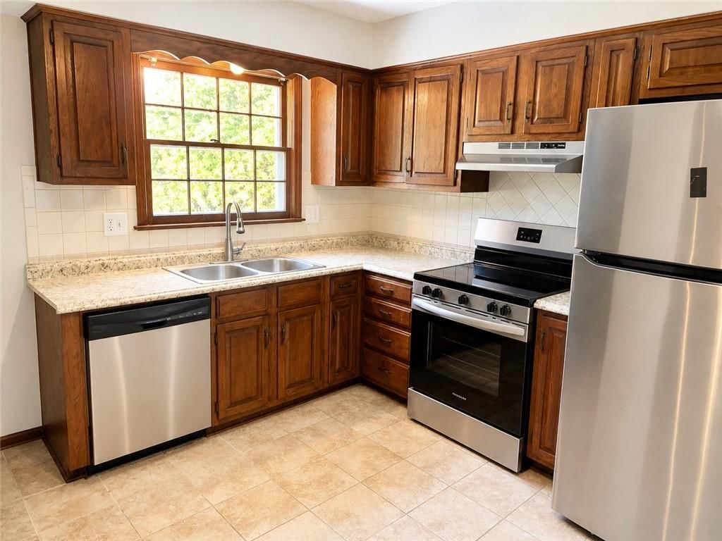 5406 Ditzler Avenue — photo 2