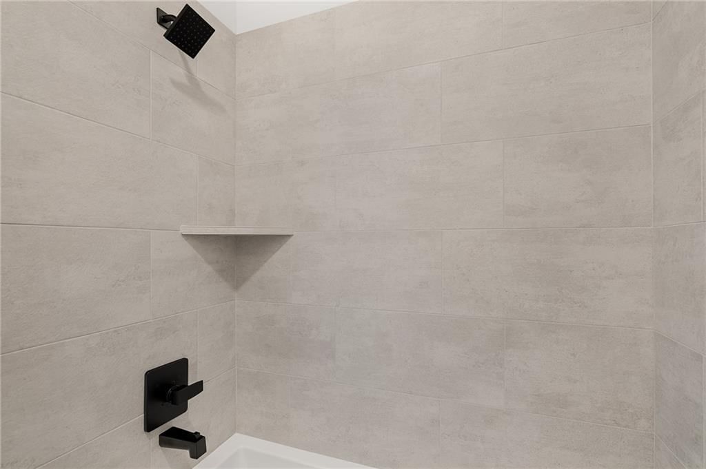 9603 Red Oak Drive — photo 38