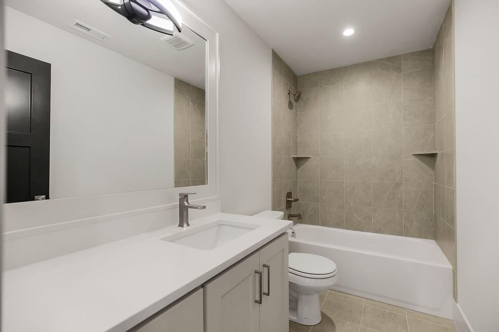 2517 NE Woodland Oak Circle — photo 35