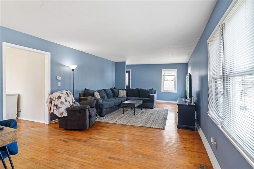 709 SE 3rd Street — photo 8