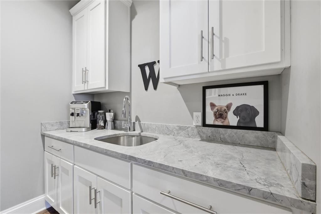 Photo 12 of 52 - 3450 W 196th Street, Stilwell, KS 66085