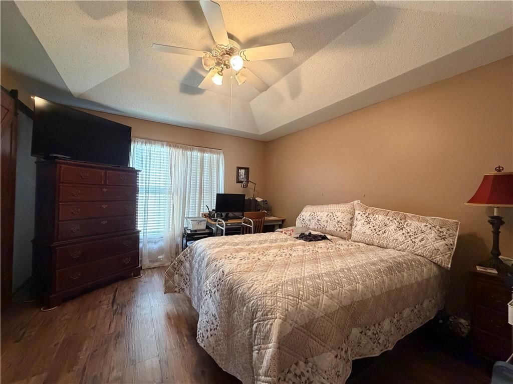 7801 N Euclid Avenue — photo 18