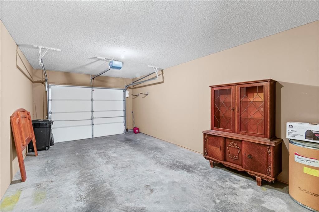 400 W Elm Street — photo 19