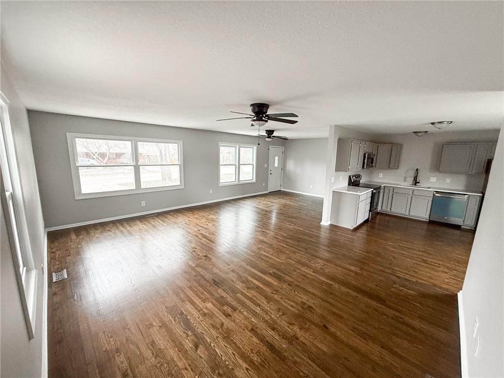 1116 N Swope Drive, Independence, MO