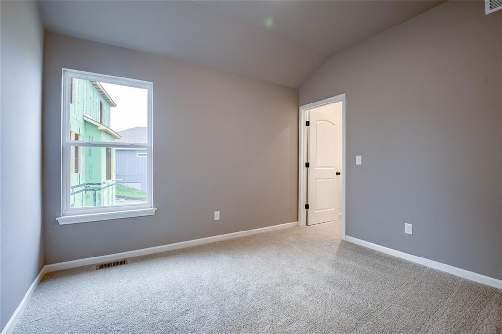 20560 Newcastle Street — photo 24