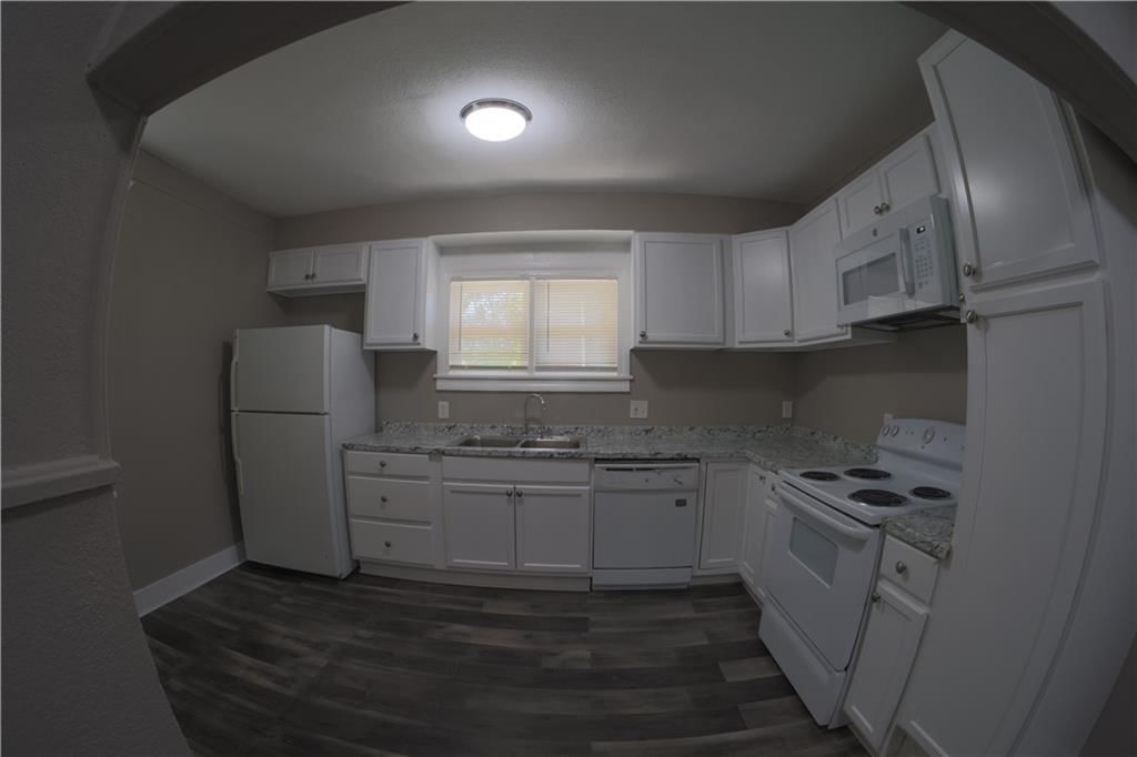 1413 Spruce Street — photo 20