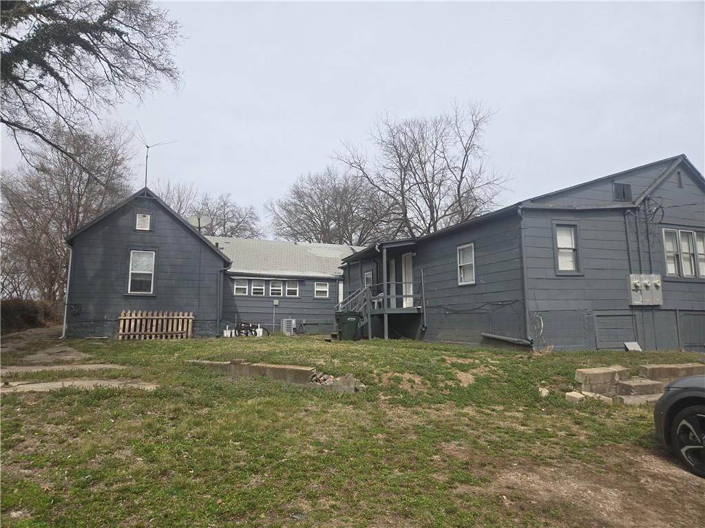 1413 Spruce Street — photo 22