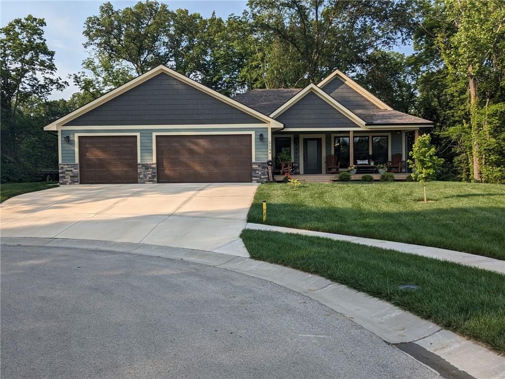 2144 Crooked Creek Drive, Kearney, MO
