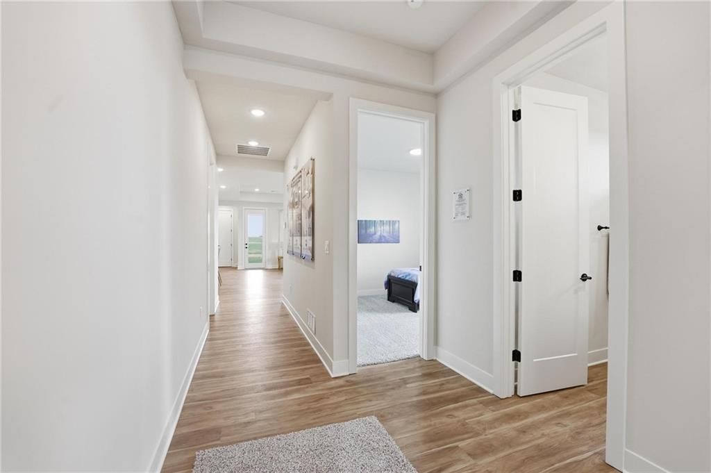 32710 W 176th Terrace — photo 4