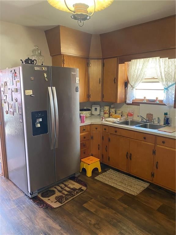 804 E Perry N/A — photo 10