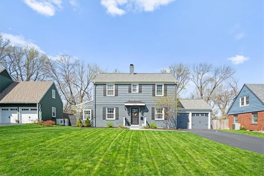5812 Newton Street, Overland Park, KS