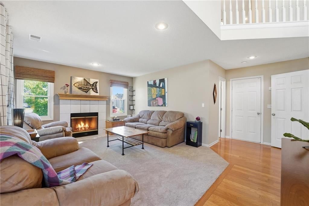 7328 N Oakland Avenue — photo 11