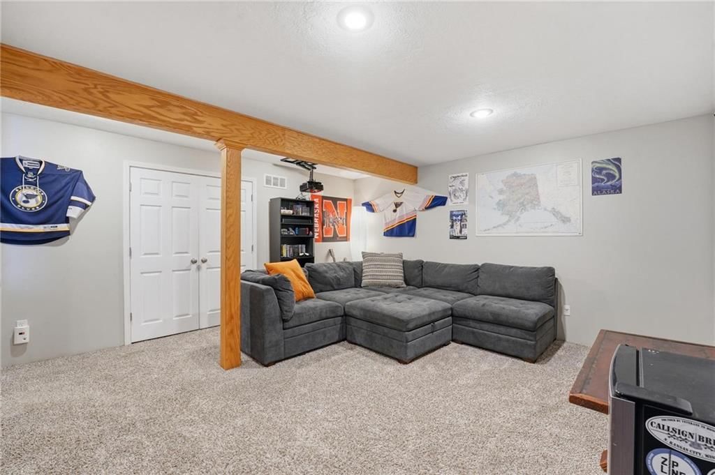 7328 N Oakland Avenue — photo 16