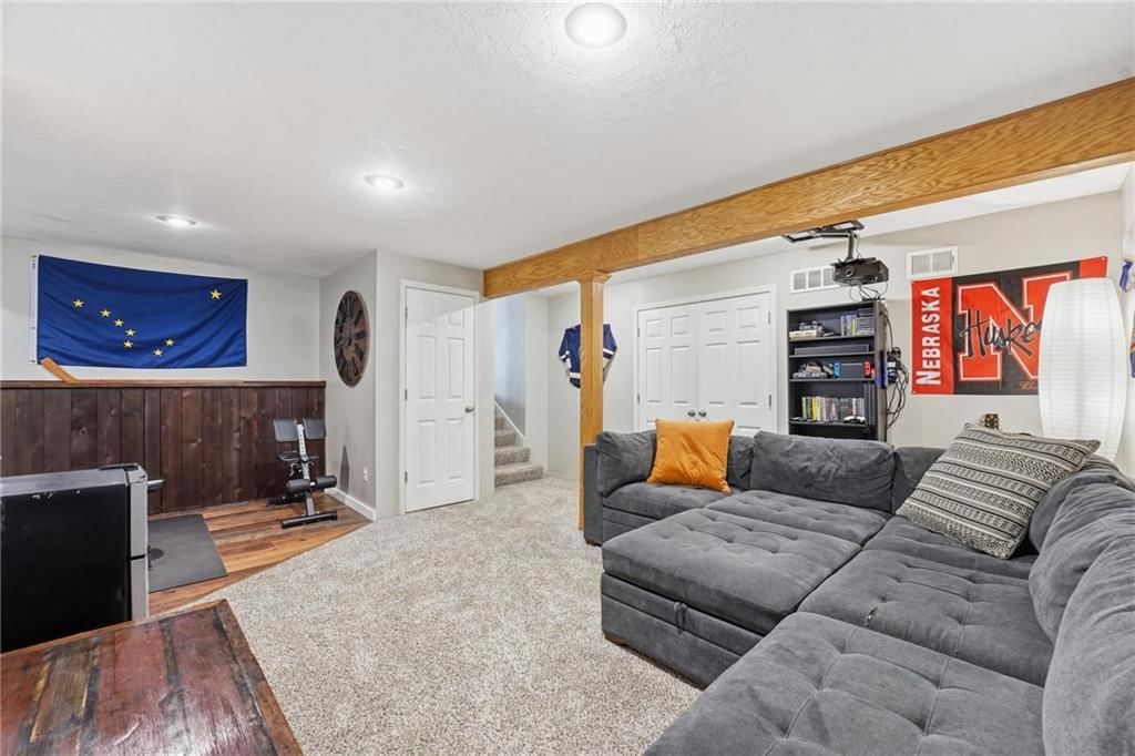 7328 N Oakland Avenue — photo 17
