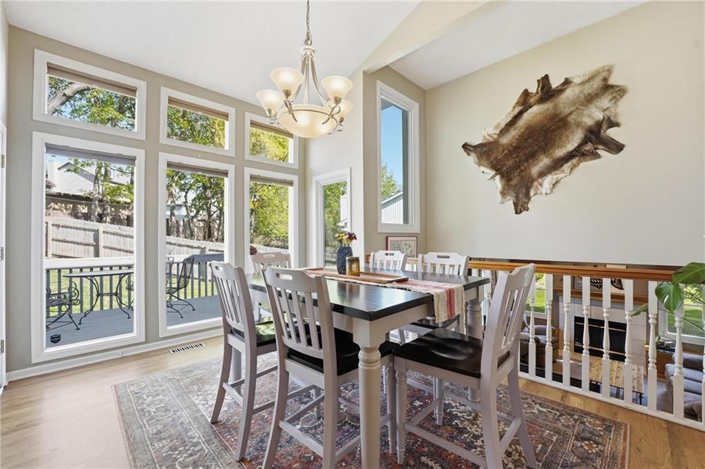 7328 N Oakland Avenue — photo 8