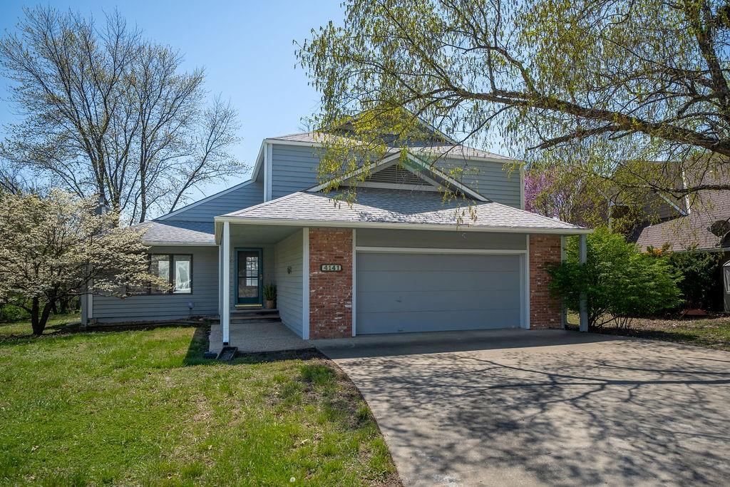 4141 Wimbledon Circle, Lawrence
