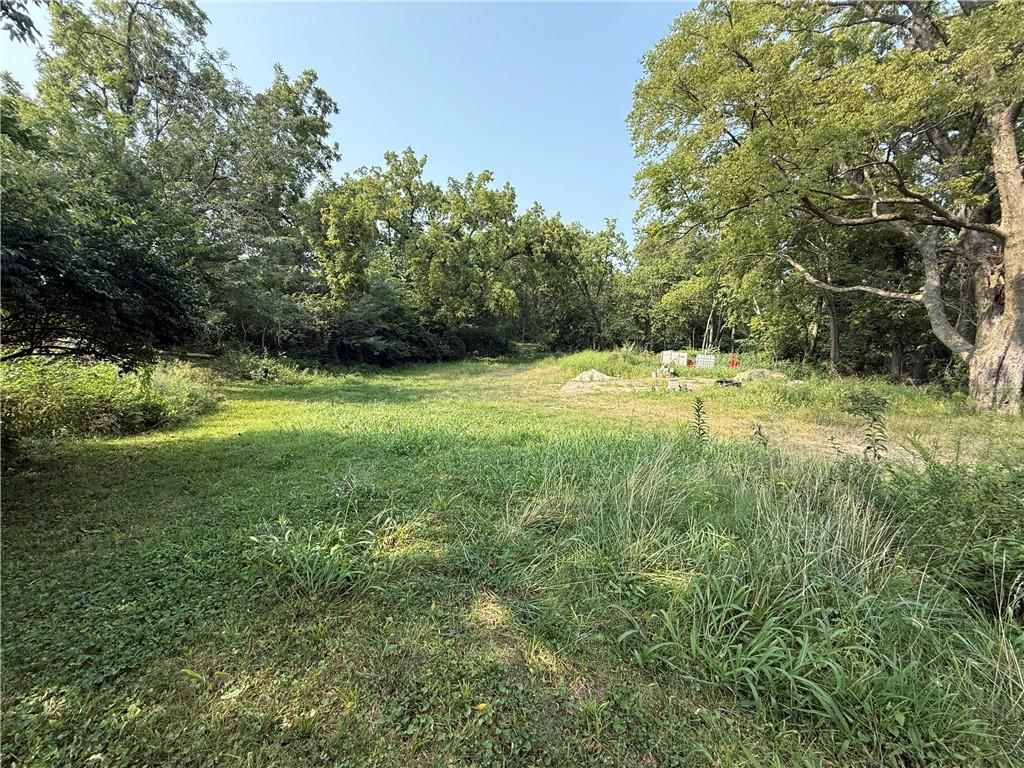 5202 Sewell Avenue — photo 4