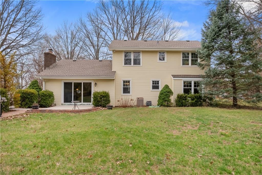 26612 E BLUE MILLS Road — photo 39