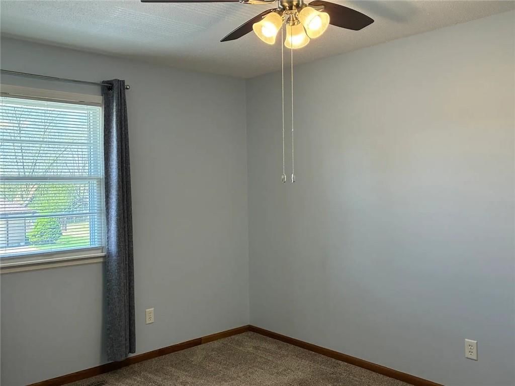 305 N 4th Street — photo 11