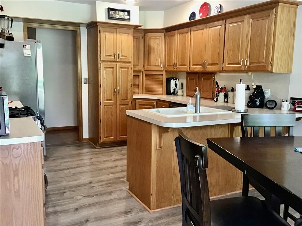 904 Joseph Drive — photo 11