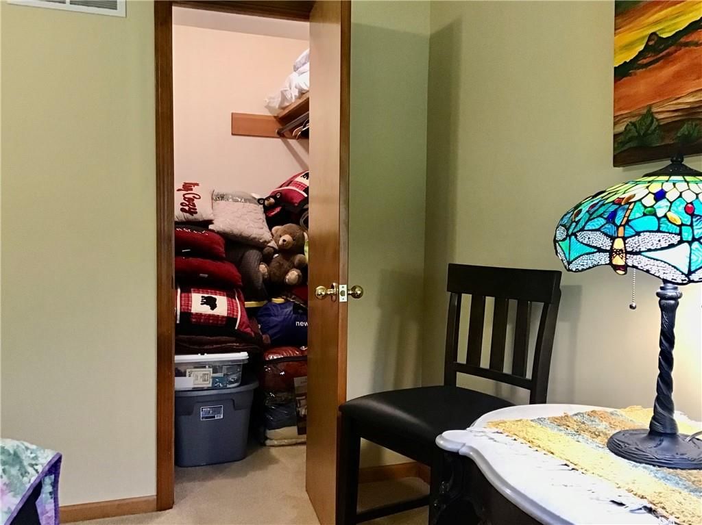 904 Joseph Drive — photo 31