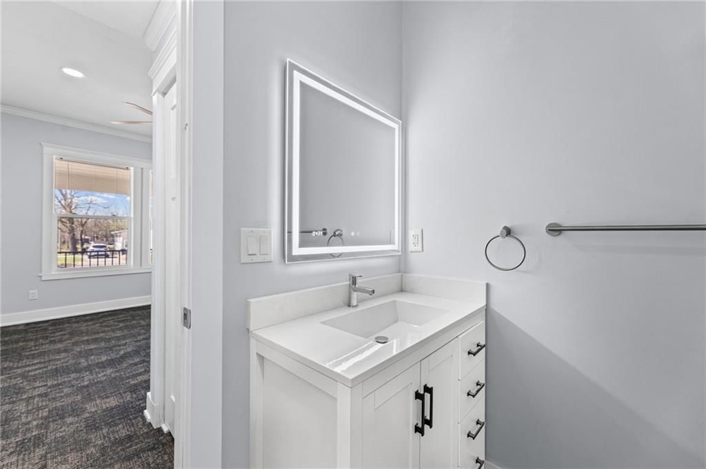 825 S Main Street — photo 35
