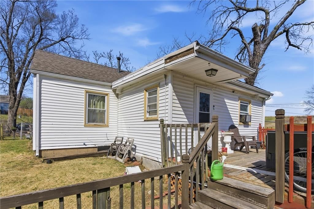 2601 S 28th Street — photo 24