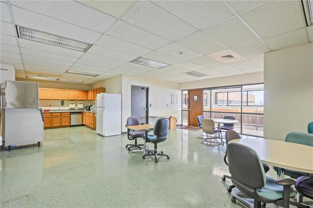 2801 S Horton Street — photo 17
