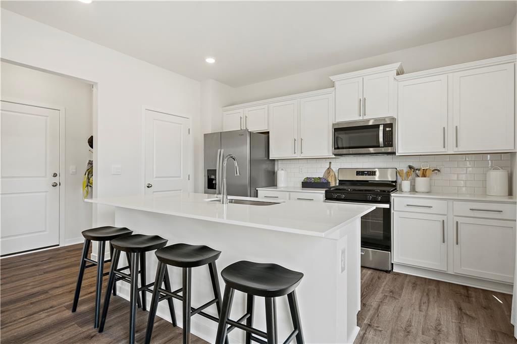 2605 Windmill Drive — photo 9