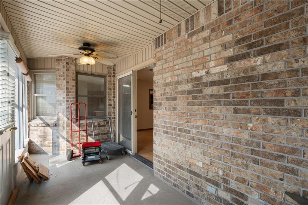 401 N East Street — photo 23
