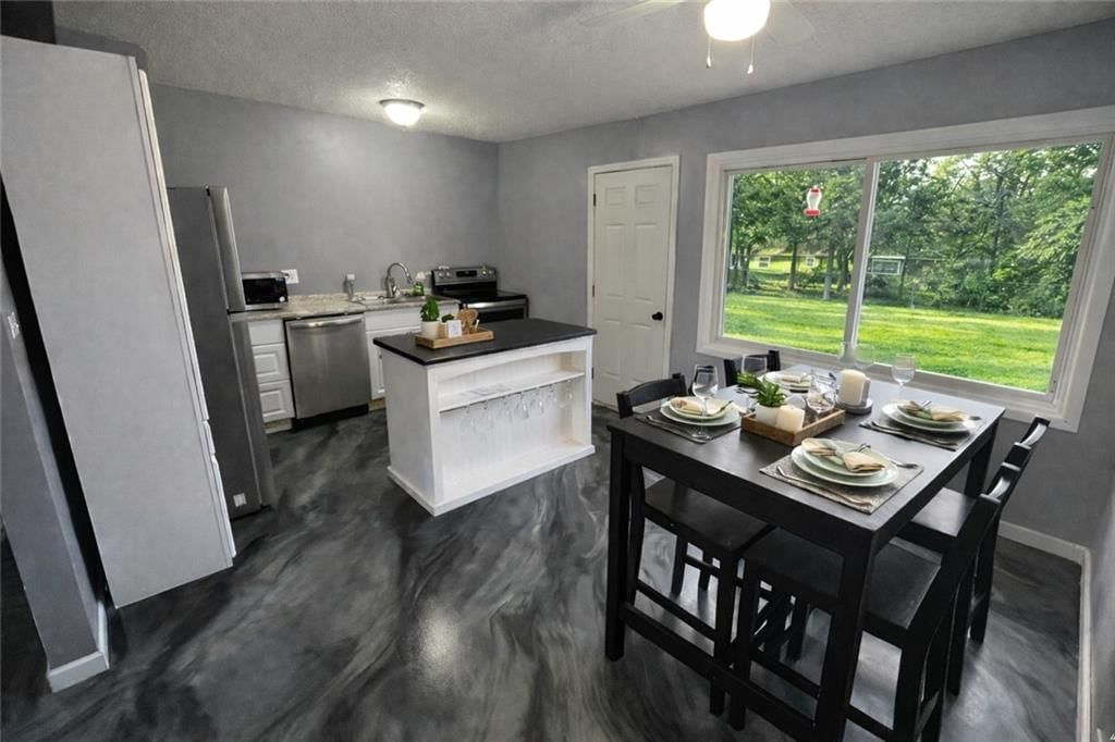 11220 Corrington Avenue, Kansas City, MO