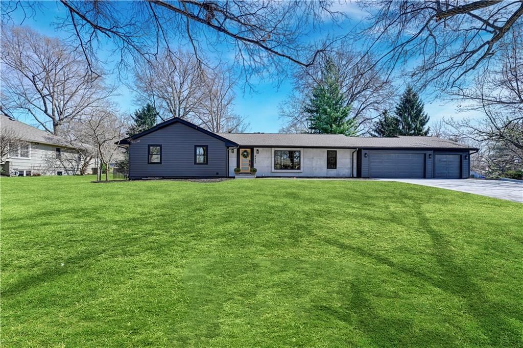9427 WENONGA Road, Leawood, KS
