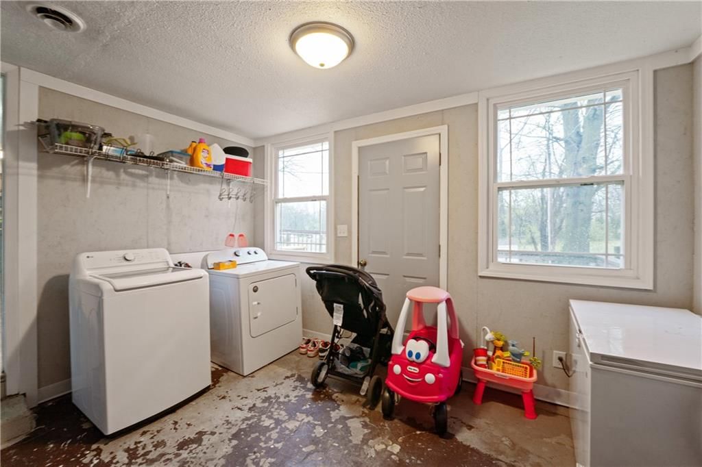 307 Ridge Street — photo 33