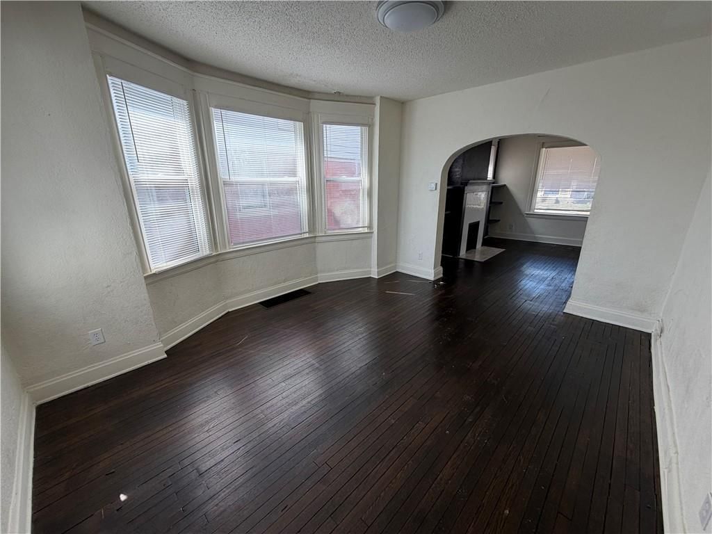 2611 Garfield Avenue — photo 8
