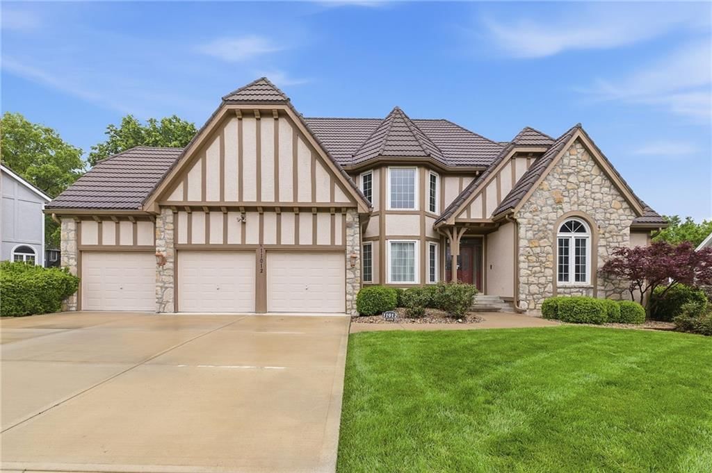 11012 W 125th Street, Overland Park, KS