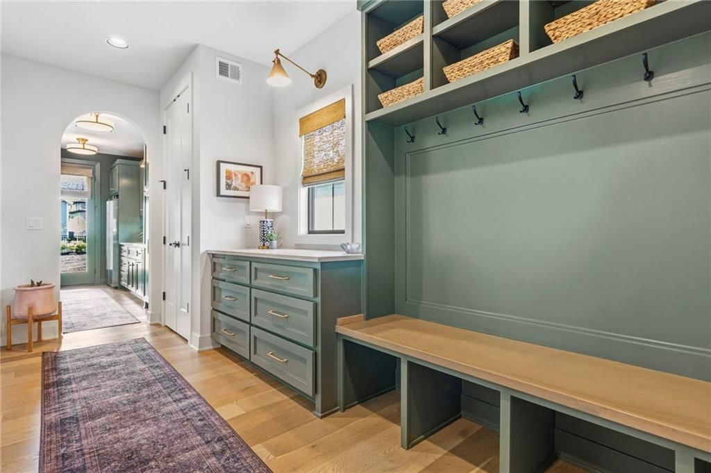 16920 Rosehill Street — photo 13