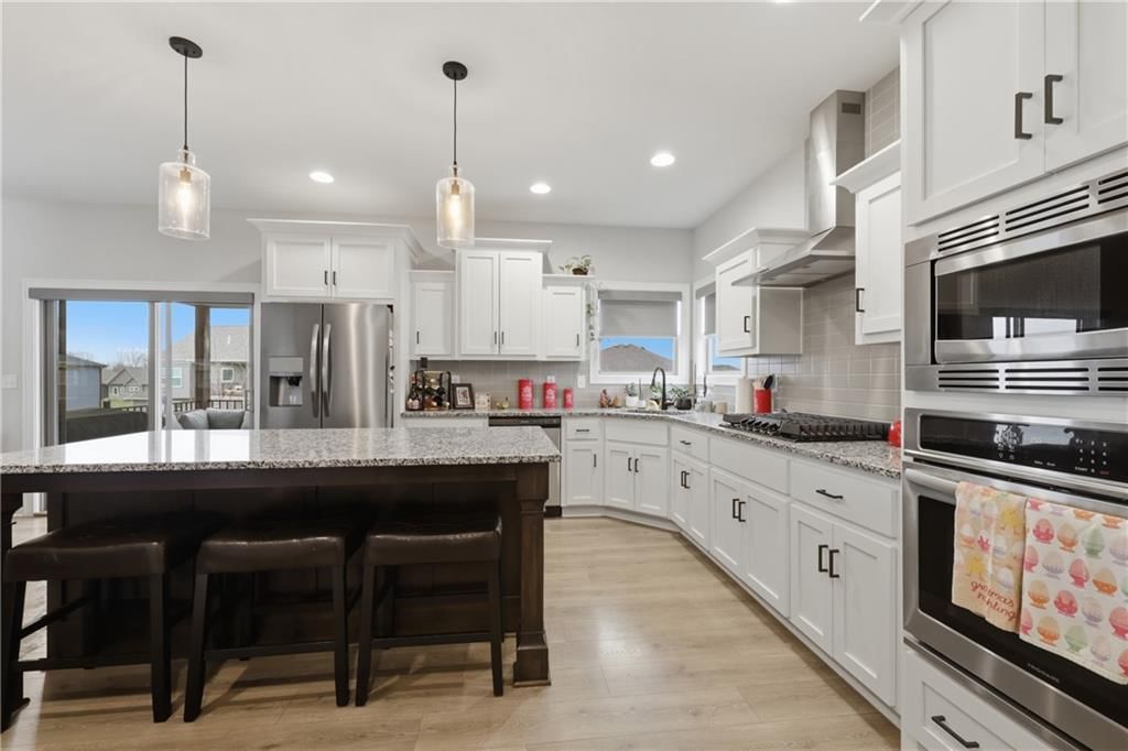 808 W Solomon Drive — photo 11