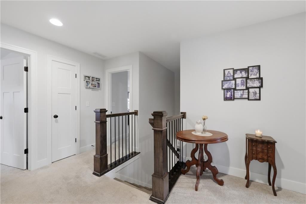 808 W Solomon Drive — photo 15
