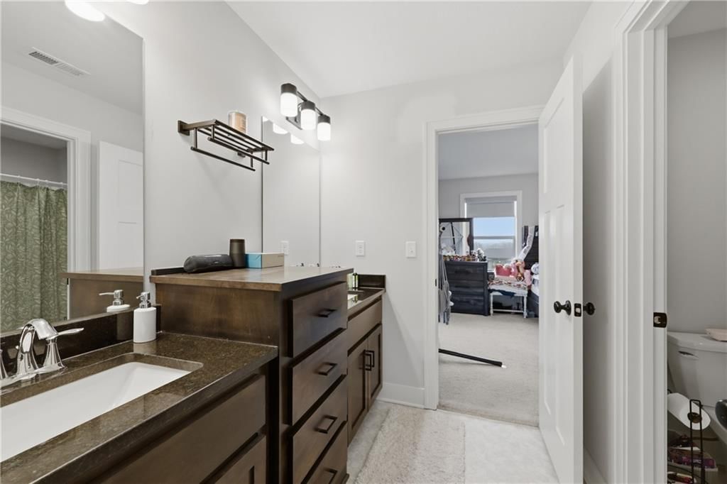 808 W Solomon Drive — photo 27