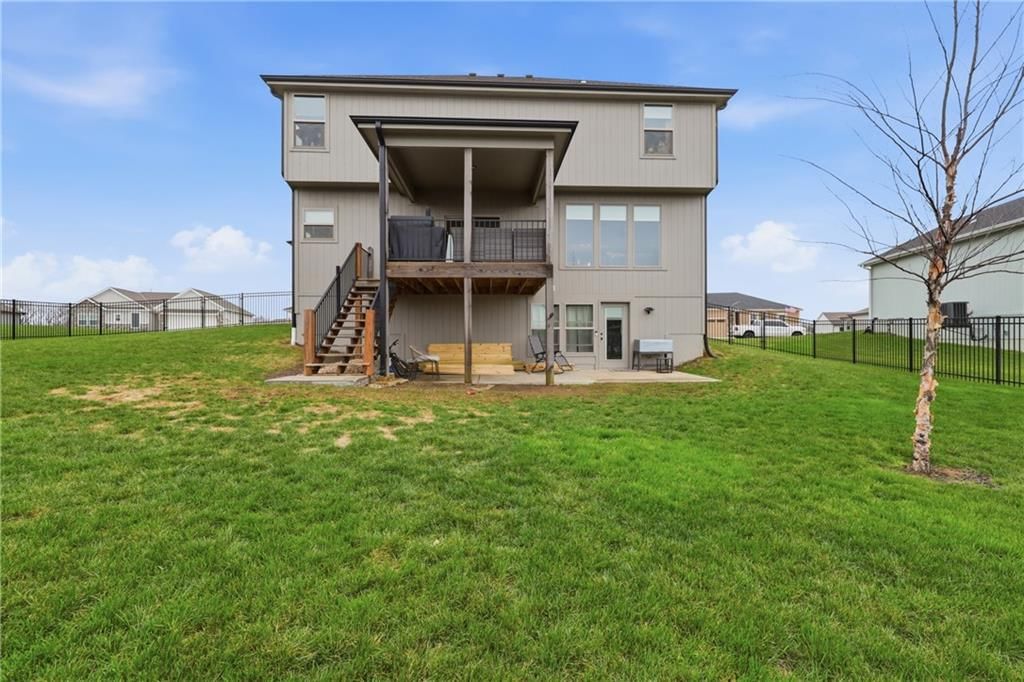 808 W Solomon Drive — photo 33